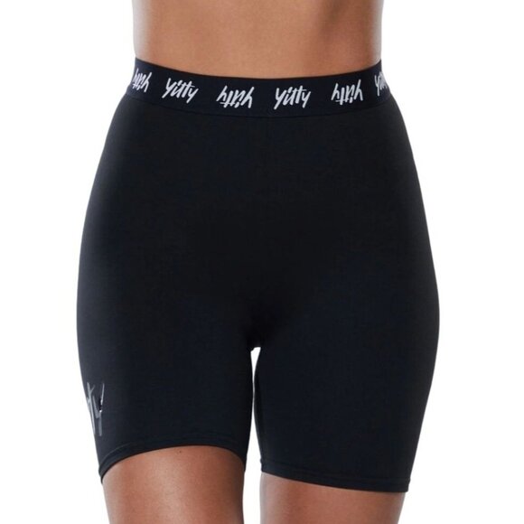 YITTY Fabletics Major Label Shaping Black Bike Shorts Sz M NEW - Picture 4 of 5